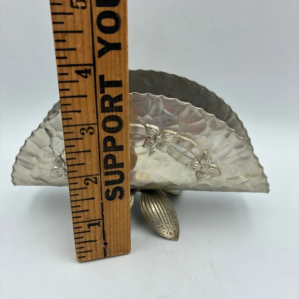 Vintage Hammered Aluminum Napkin Holder Floral Relief Scalloped Edge Silver Tone